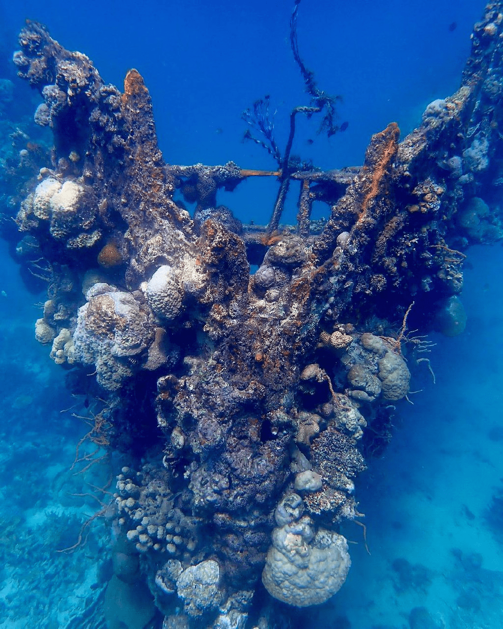 WWII shipwreck at Coron Bay