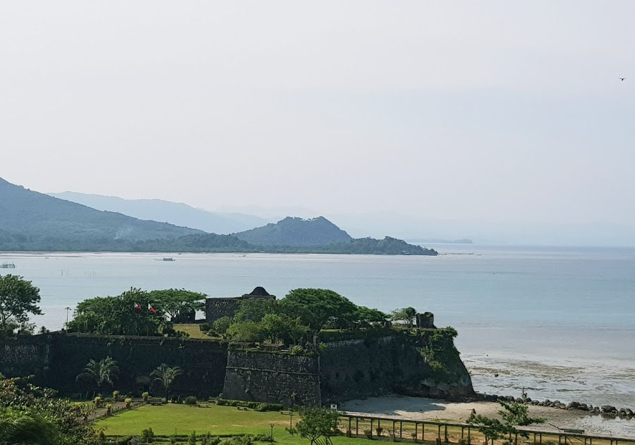 old buildings philippines - overview of Fort Santa Isabela