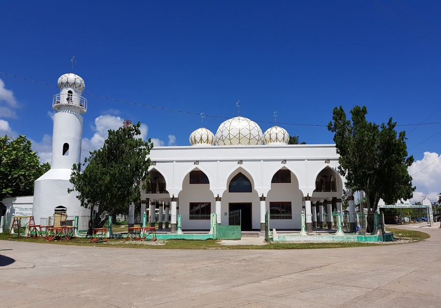 Facade of Sheik Makhdum Mosque