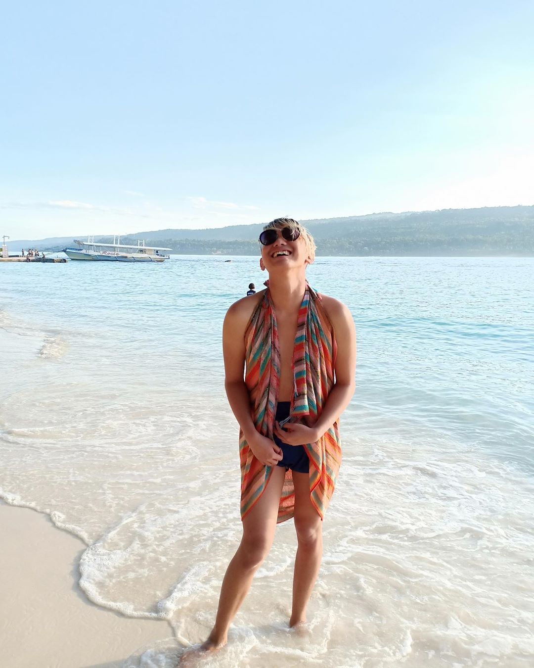 isla reta beach visitor