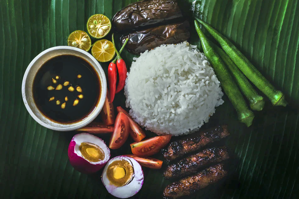 spread of Filipino food