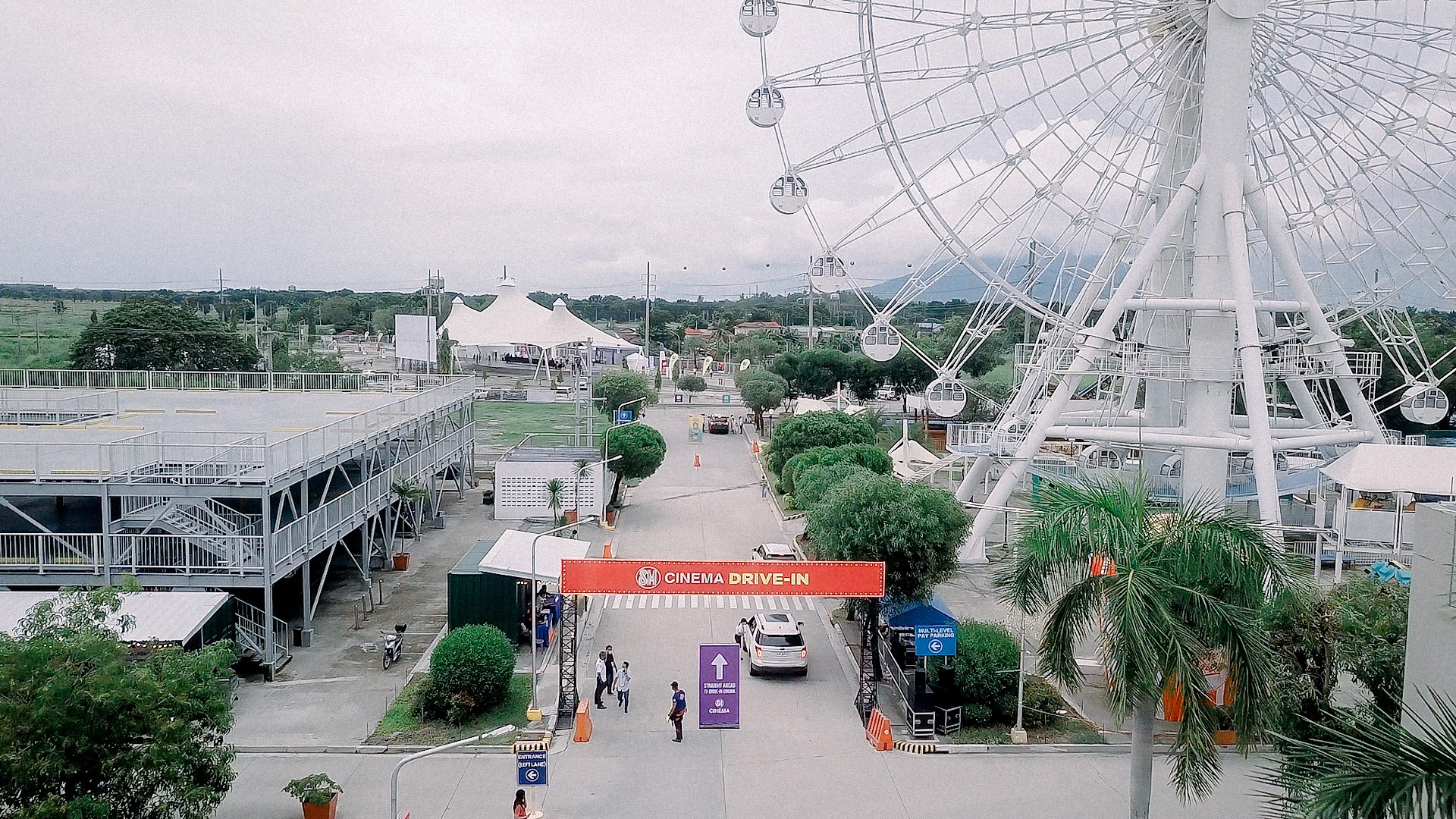 Mall of Asia drive in