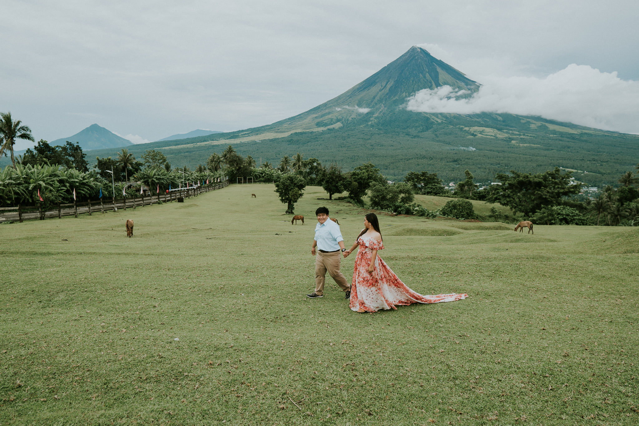 Prenup shoot Mayon Volcano - Roselyn Lomerio and Joem Belarma