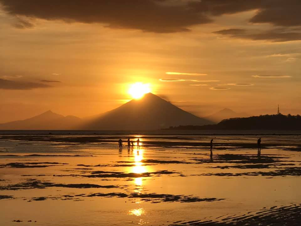 sunset view spots philippines - oriental legazpi