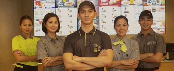 Jollibee McDonald's Philippines vaccinate employees - McDonald's crew