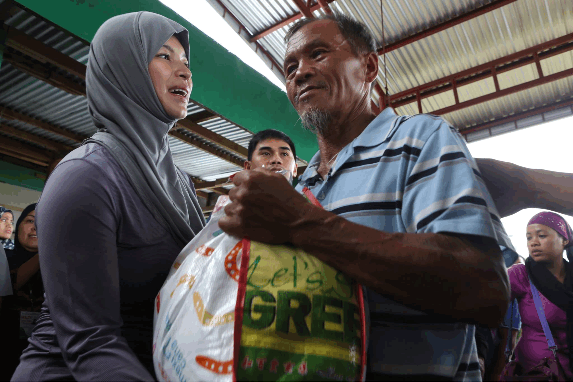 Angel Locsin - Marawi relief