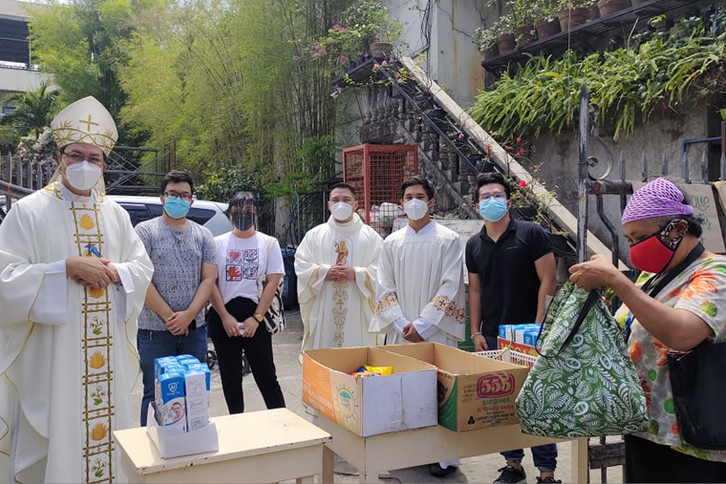 Community pantries Philippines - Diocese Kalookan’s pantry at San Roque Cathedral 