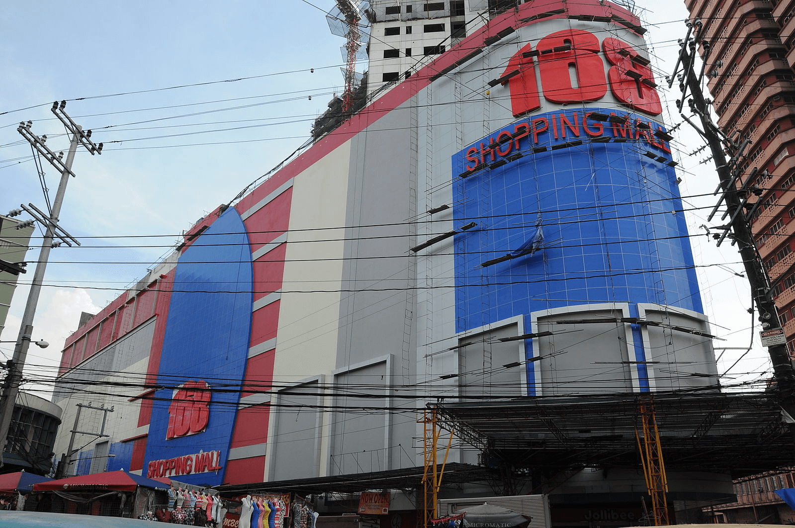 Binondo Food Crawl Monuments - 168 Shopping Mall in Divisoria