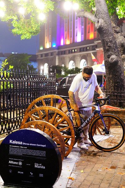 Manila bike rack - Kalesa