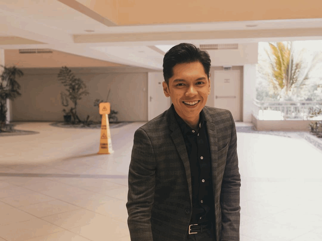 Filipino actors - Carlo Aquino