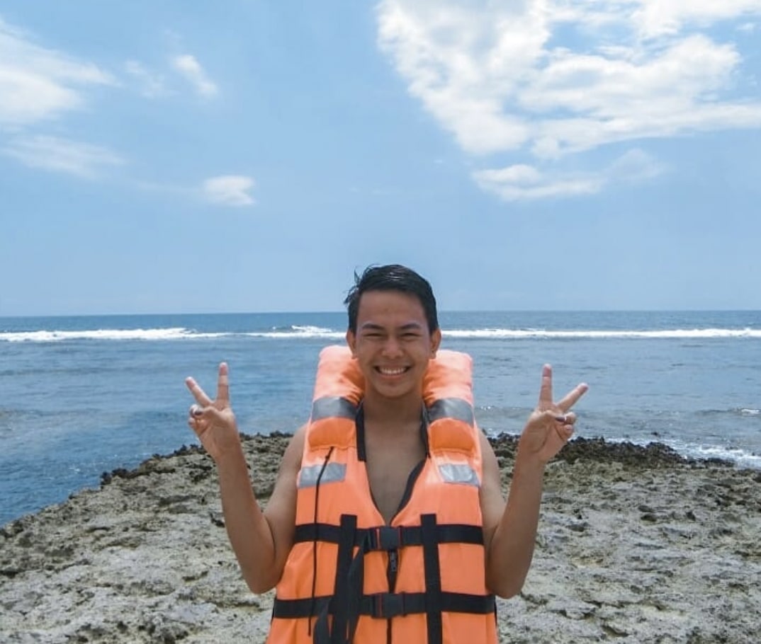 Immuki Island - life vests