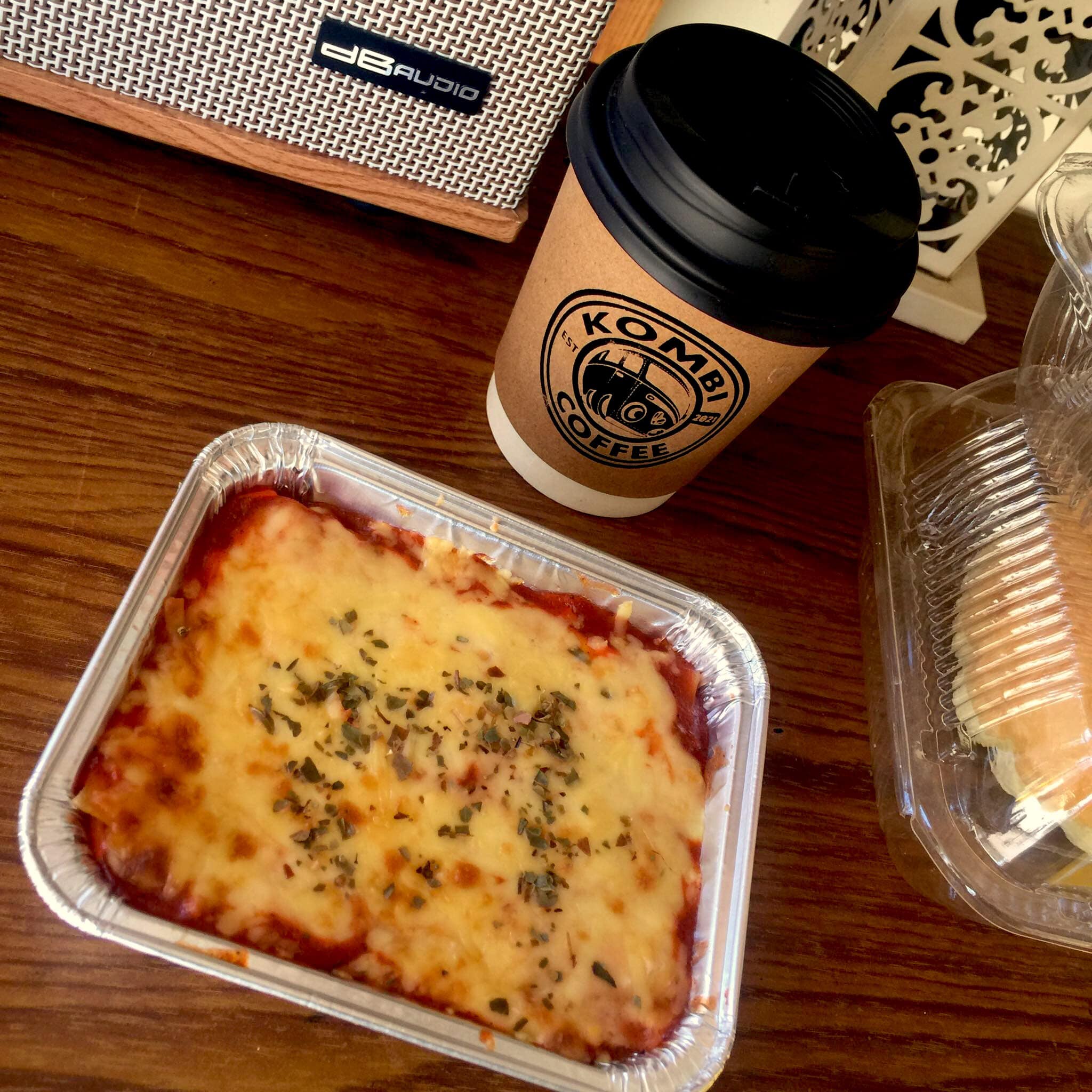 Kombi Coffee - lasagna