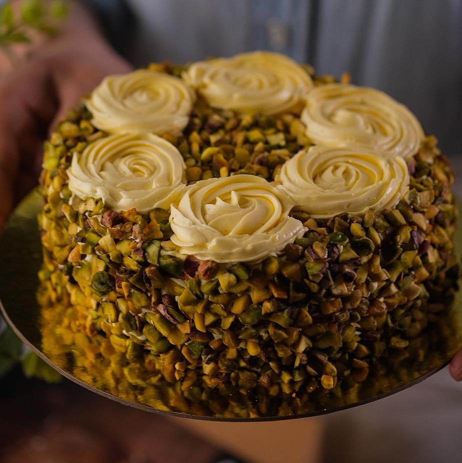 Le Maison De Yelo Lane - Pistachio Cake