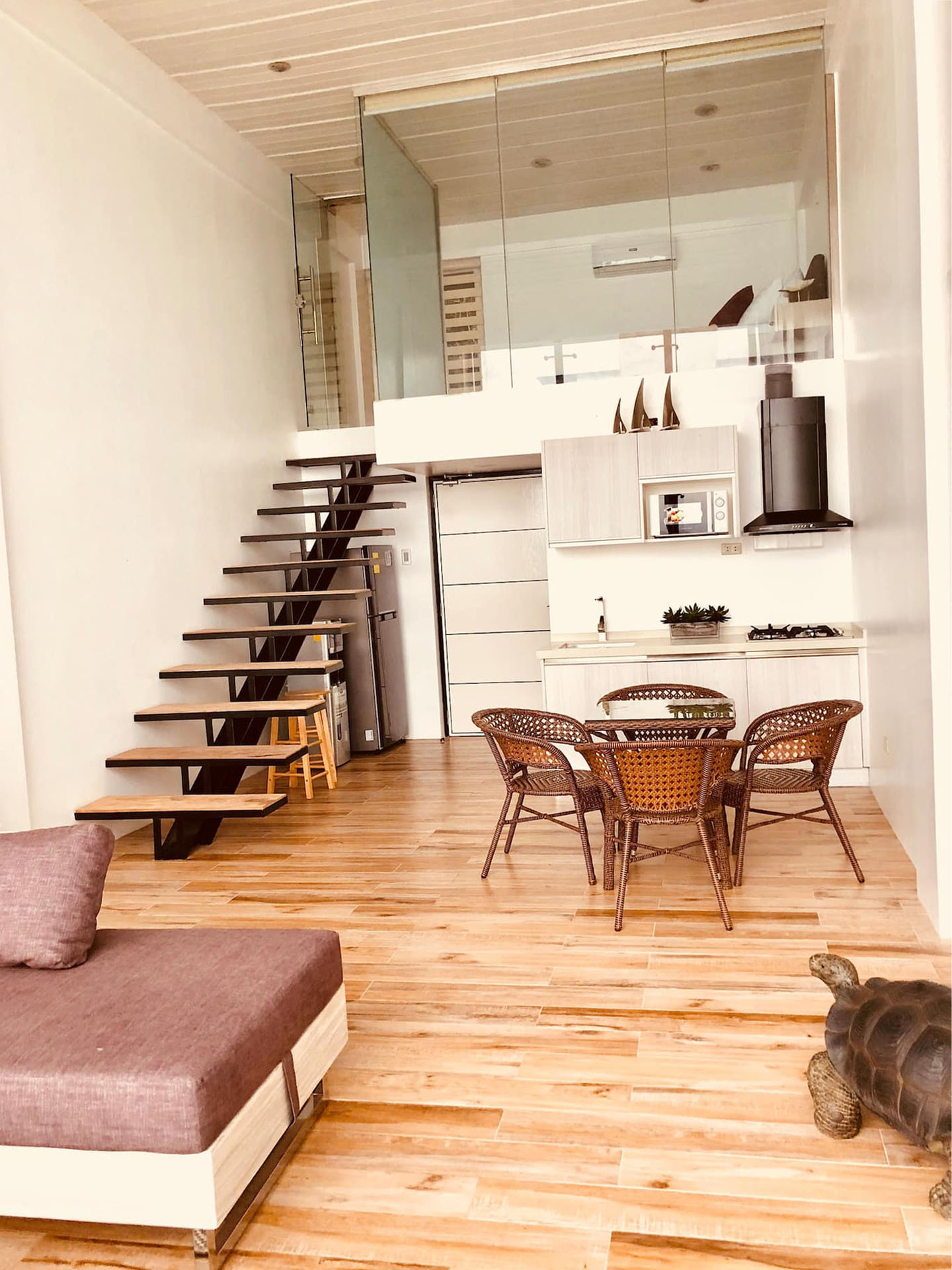 Airbnbs in Batangas - Anilao Beach House 1