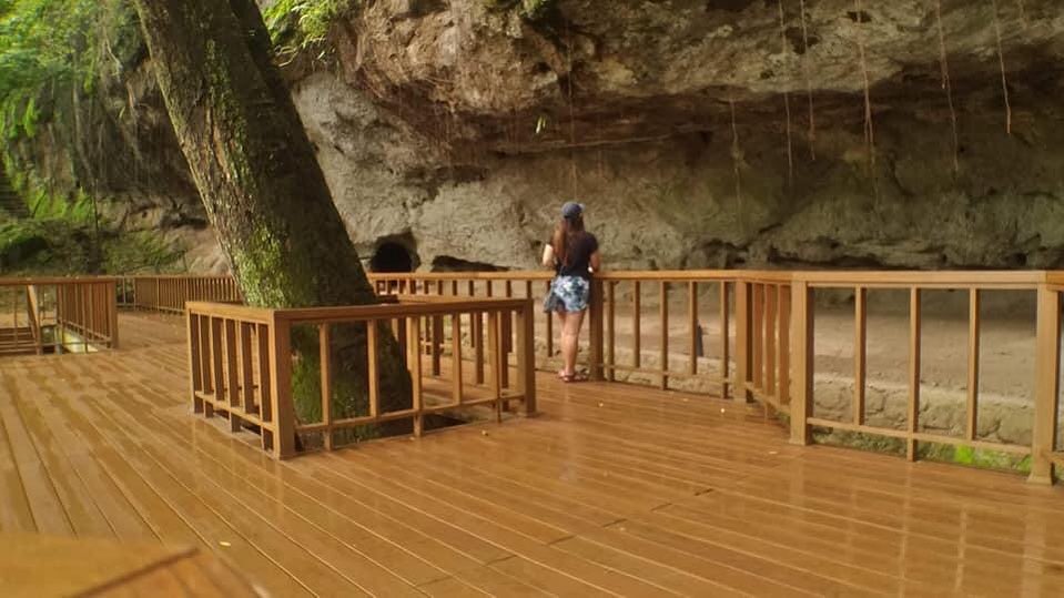 angono petroglyphs viewing deck