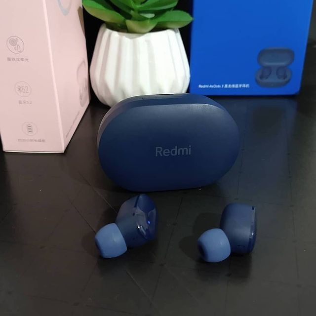 Wireless earphones - Xiaomi Redmi Airdots 3