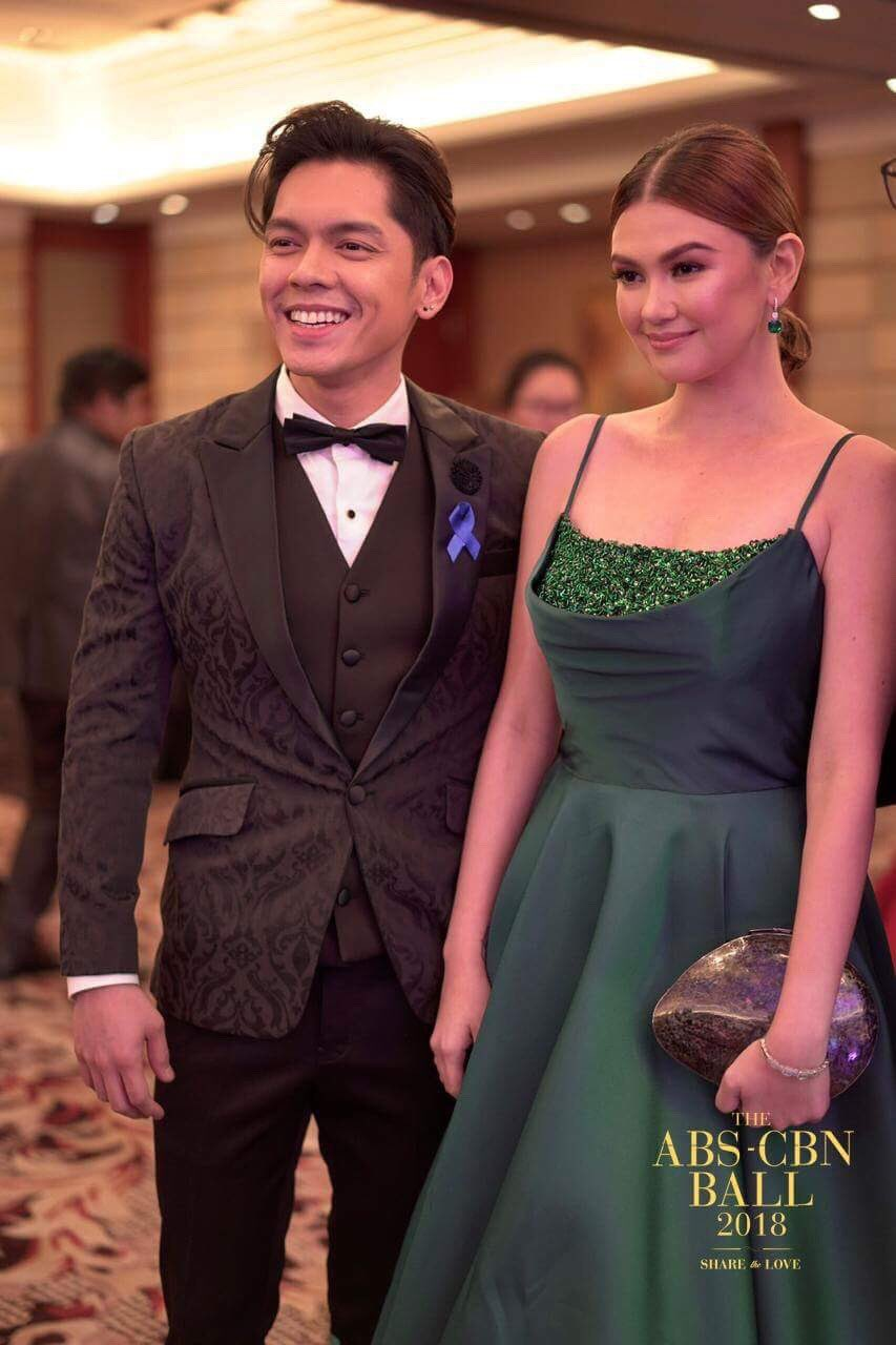 Filipino loveteams - Carlo Aquino and Angelica Panganiban