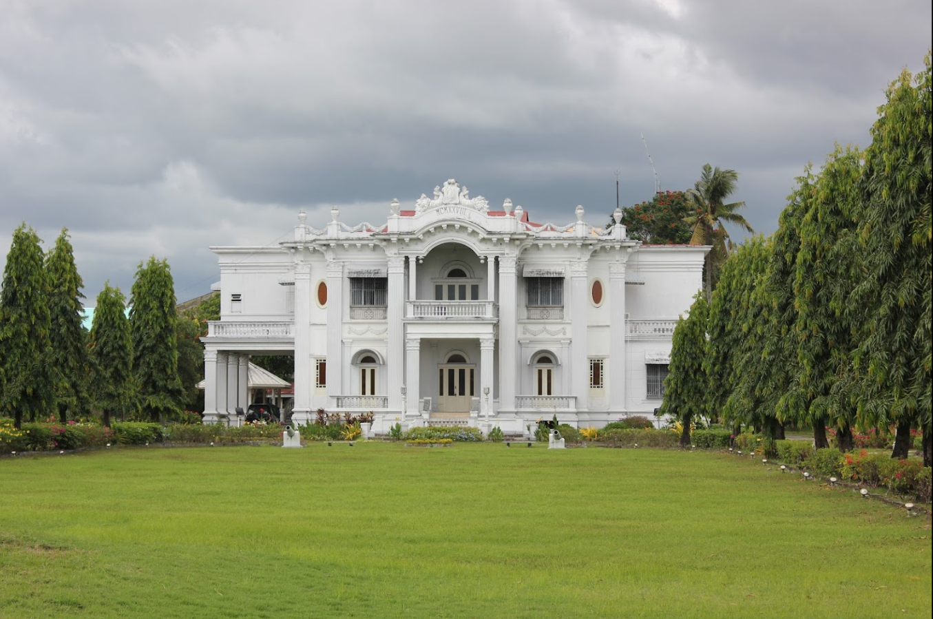 Ancestral houses Philippines - Lopez Mansion