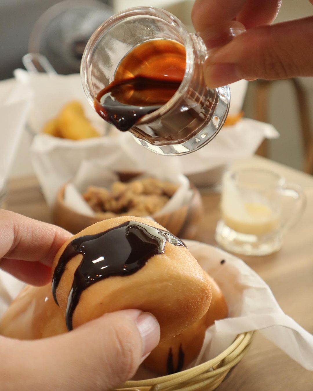 East Cafe - fried mantou