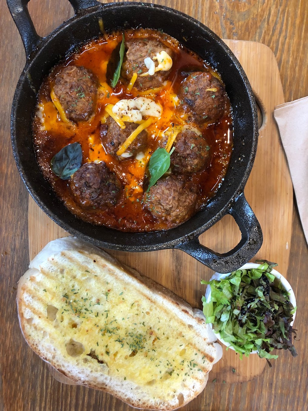 Windmill Lausanne - skillet meatballs