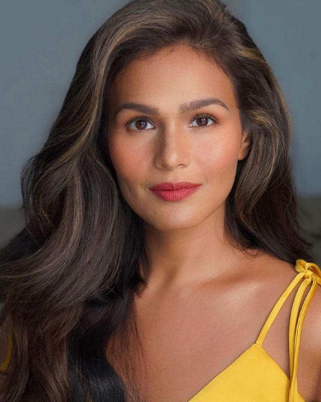Filipina actresses - Iza Calzado