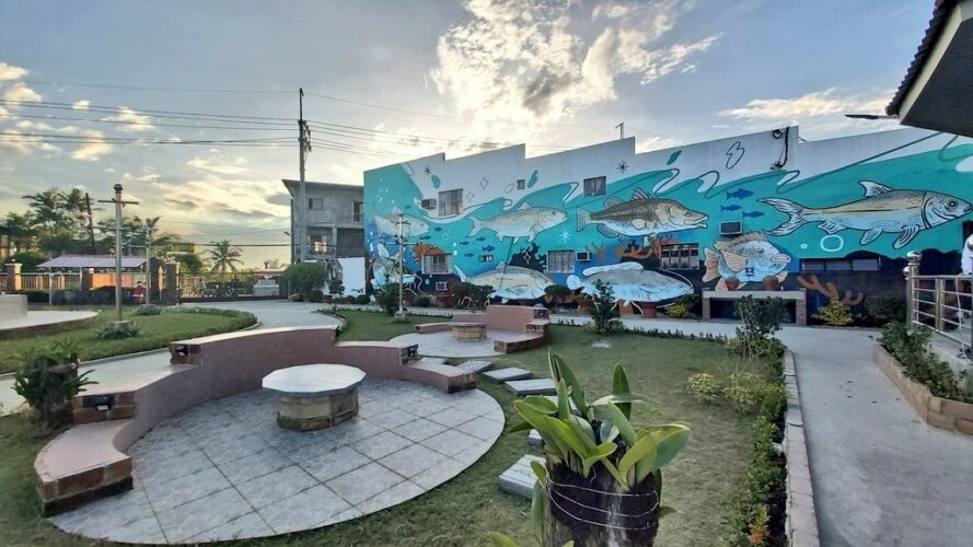 Tagalag Fishing Village In Valenzuela Has A Floating Bar & Restaurant