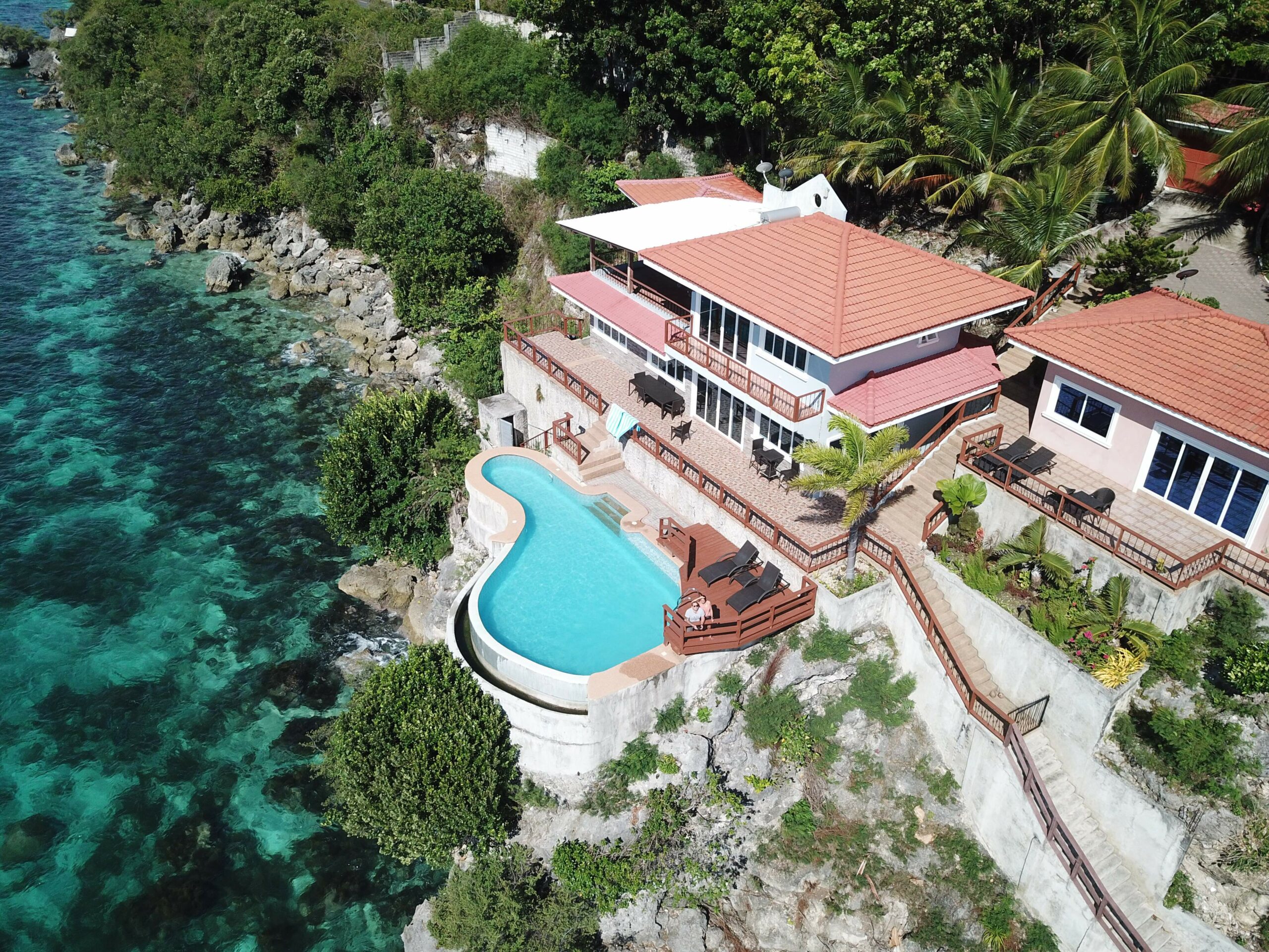 8 Airbnbs and Private Island Resorts in the Philippines - Villa on a cliff