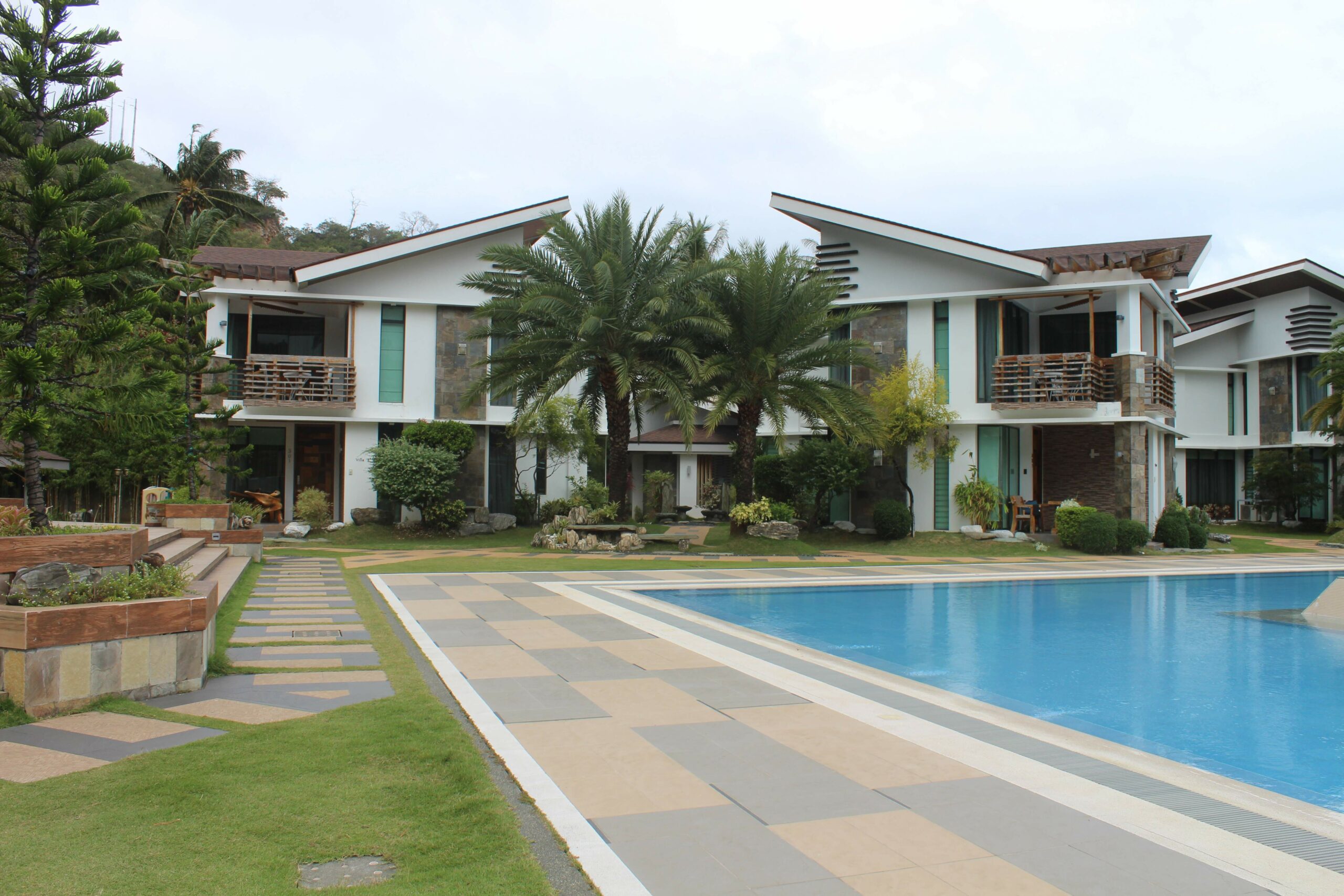 Infinity Resort and Spa in Puerto Galera - villa