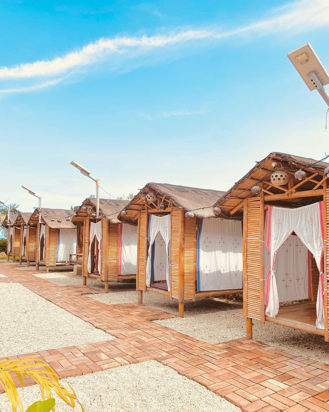 LaSersita Casitas and Waterspa in Mansalay - hydro massage showers