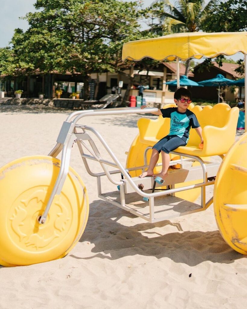 aureo LU - water bike on sand