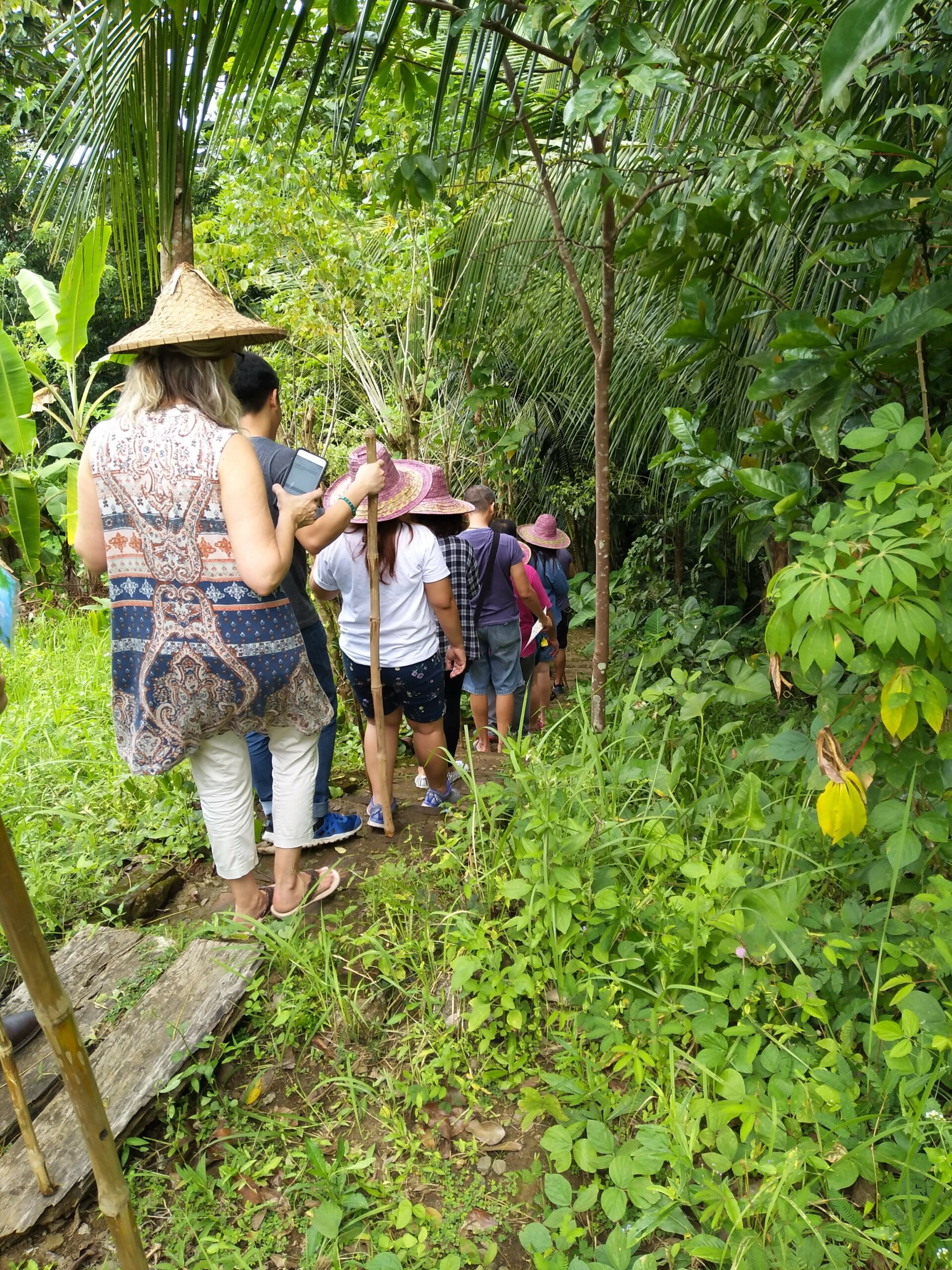 The Weekend Farmer in Cavite - guided tours