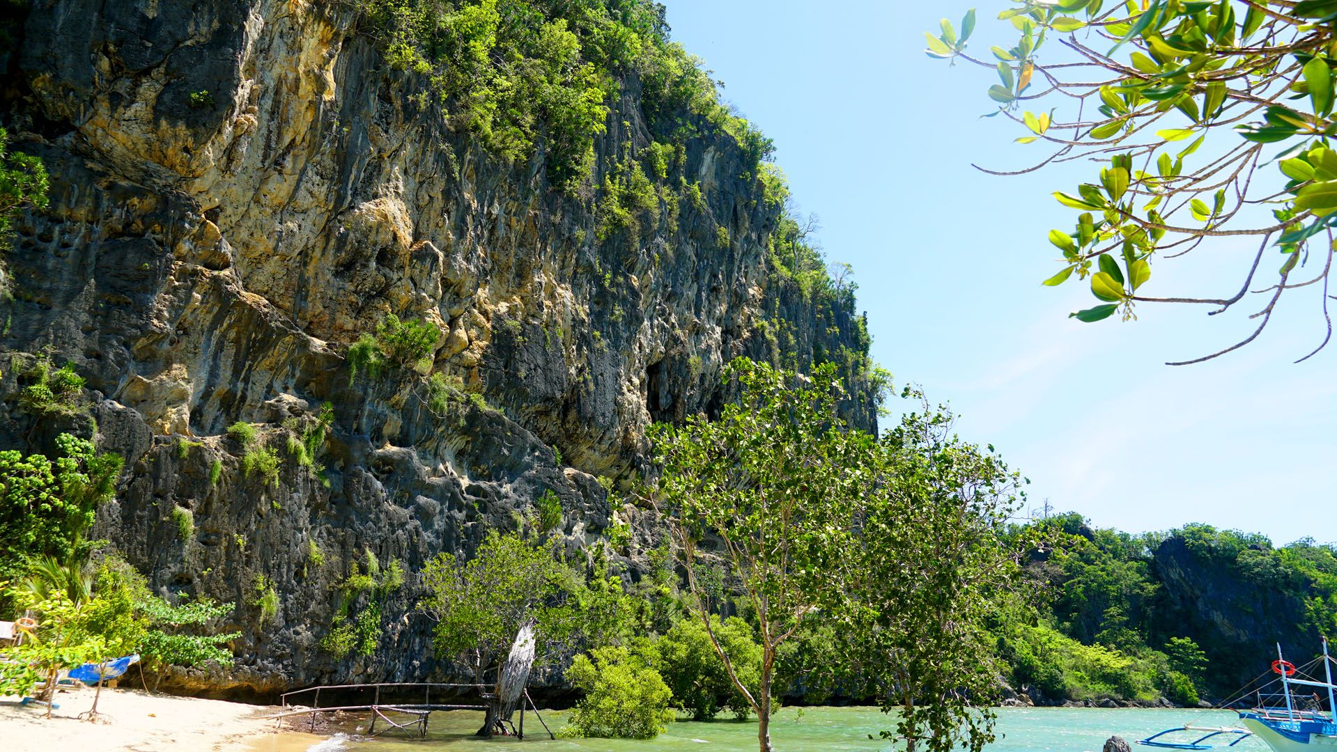 Things to do in Oriental Mindoro - visit natural wonders - Pocanil rock formation