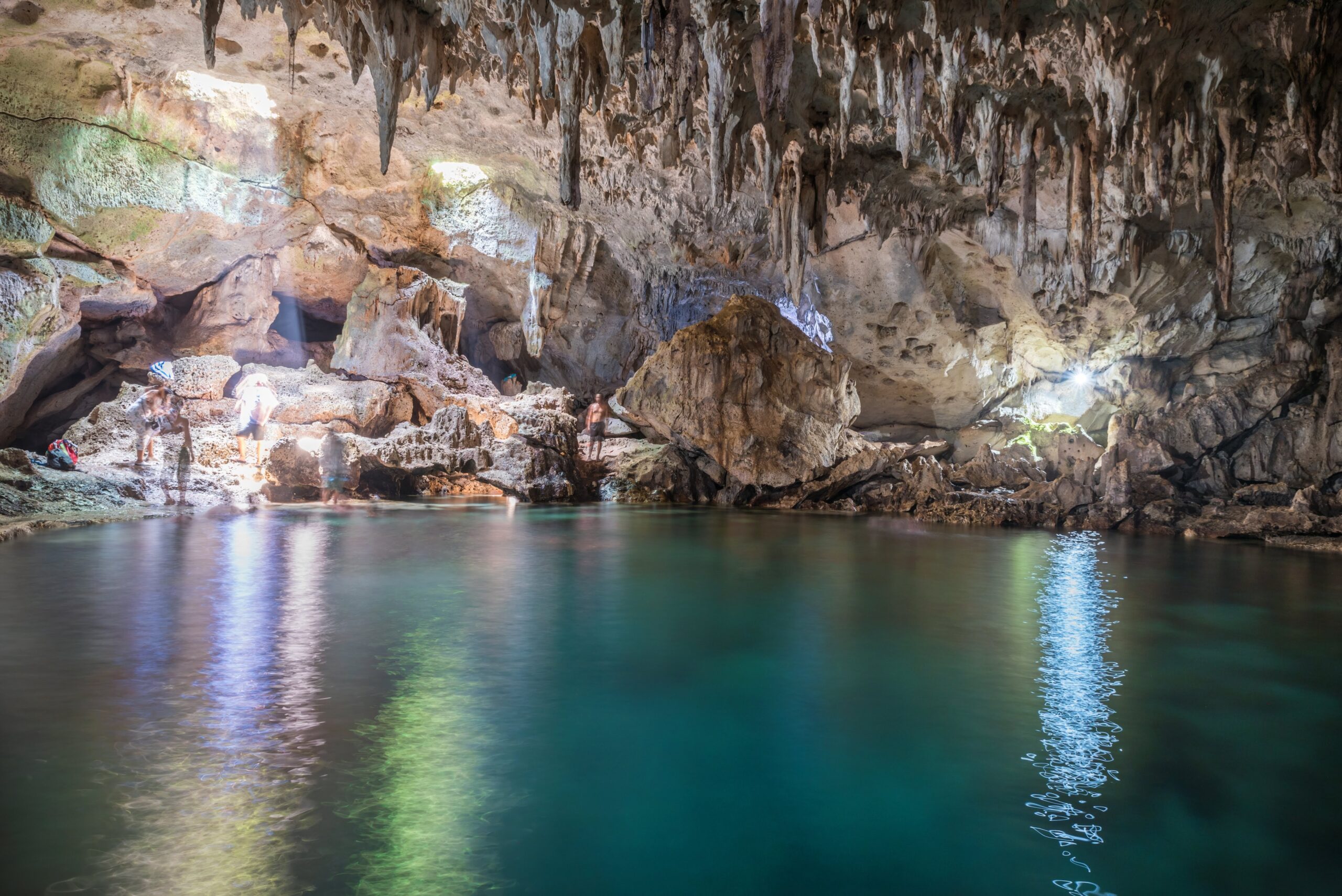 10 Things to do in Bohol - Hinagdanan Cave