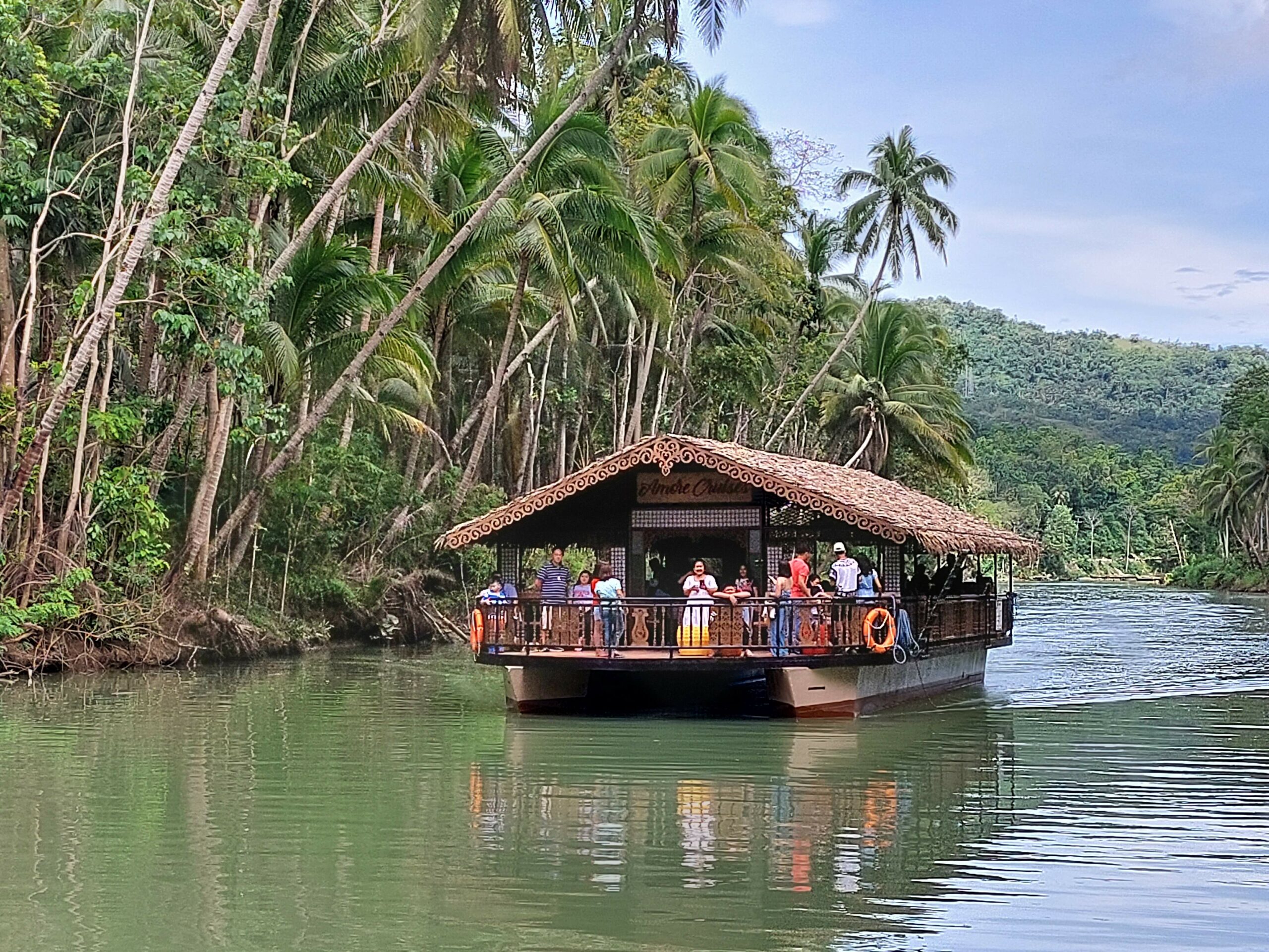 10 Things to do in Bohol - Loboc River Cruise