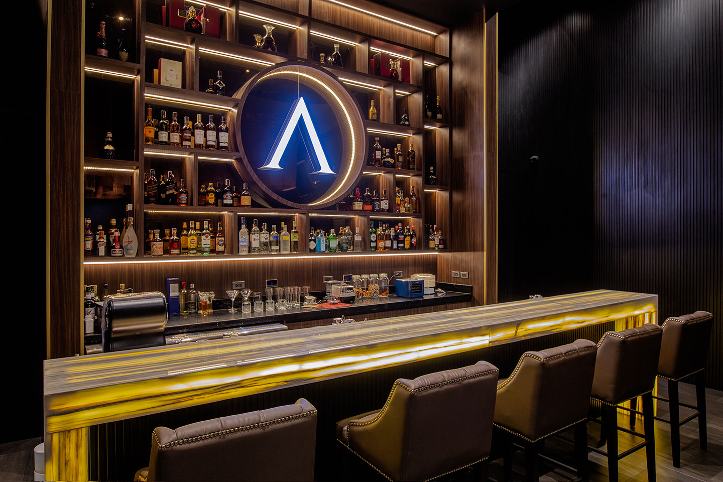 Arcana Lounge in San Juan City - luxury bar station