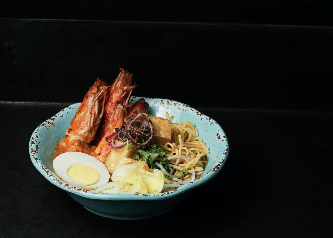 grilled prawn laksa