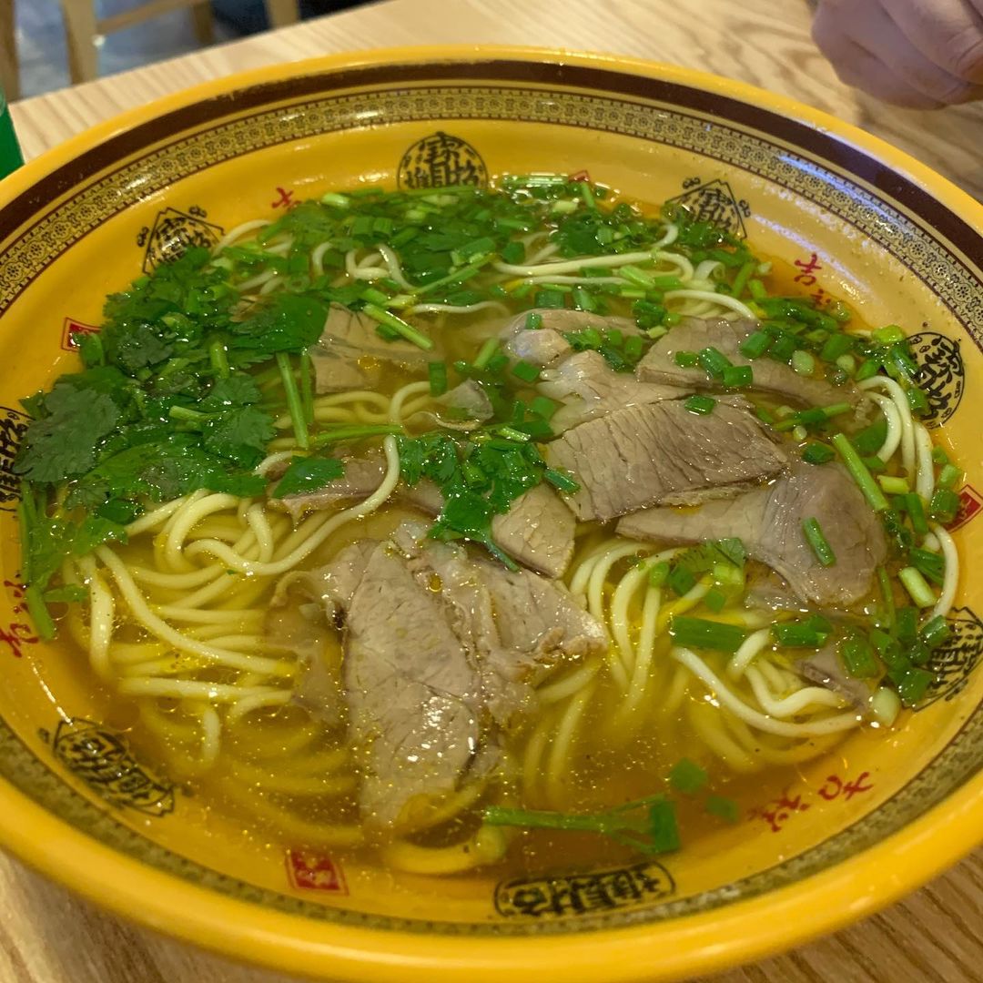 Poblacion restaurants - Chinese Beef Noodle House