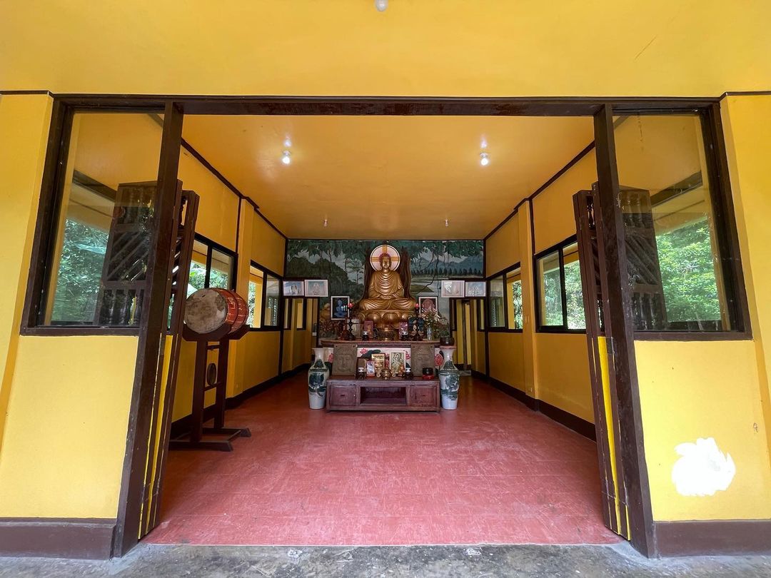 Viet Ville - buddhist pagoda