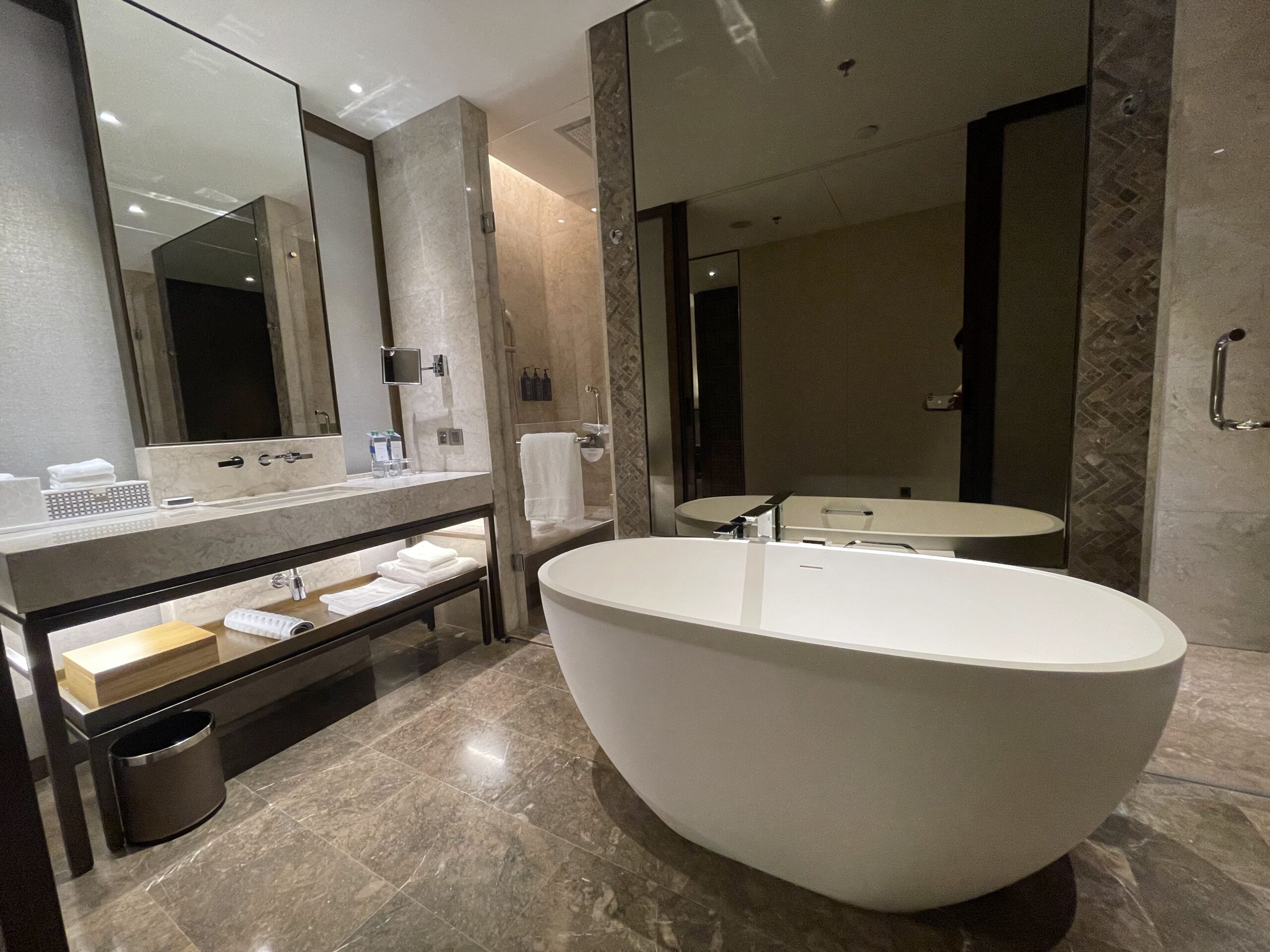 luxury bathroom