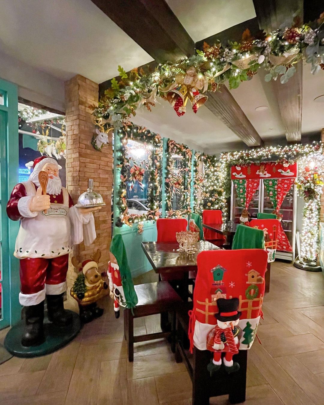 Cafe Claus - Christmas lights, furniture, and decor
