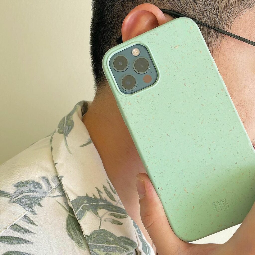 Fili biodegradable and compostable phone case