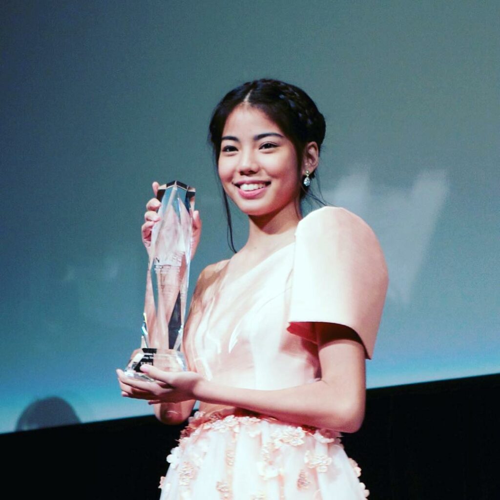 Filipino actors Therese Malvar