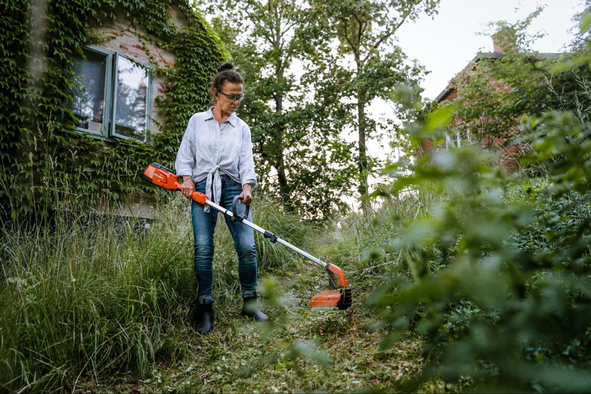 Garden Care Tips - Grass Trimmer