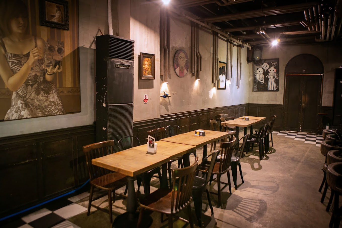 Speakeasies in Metro Manila - Thirsty Barber