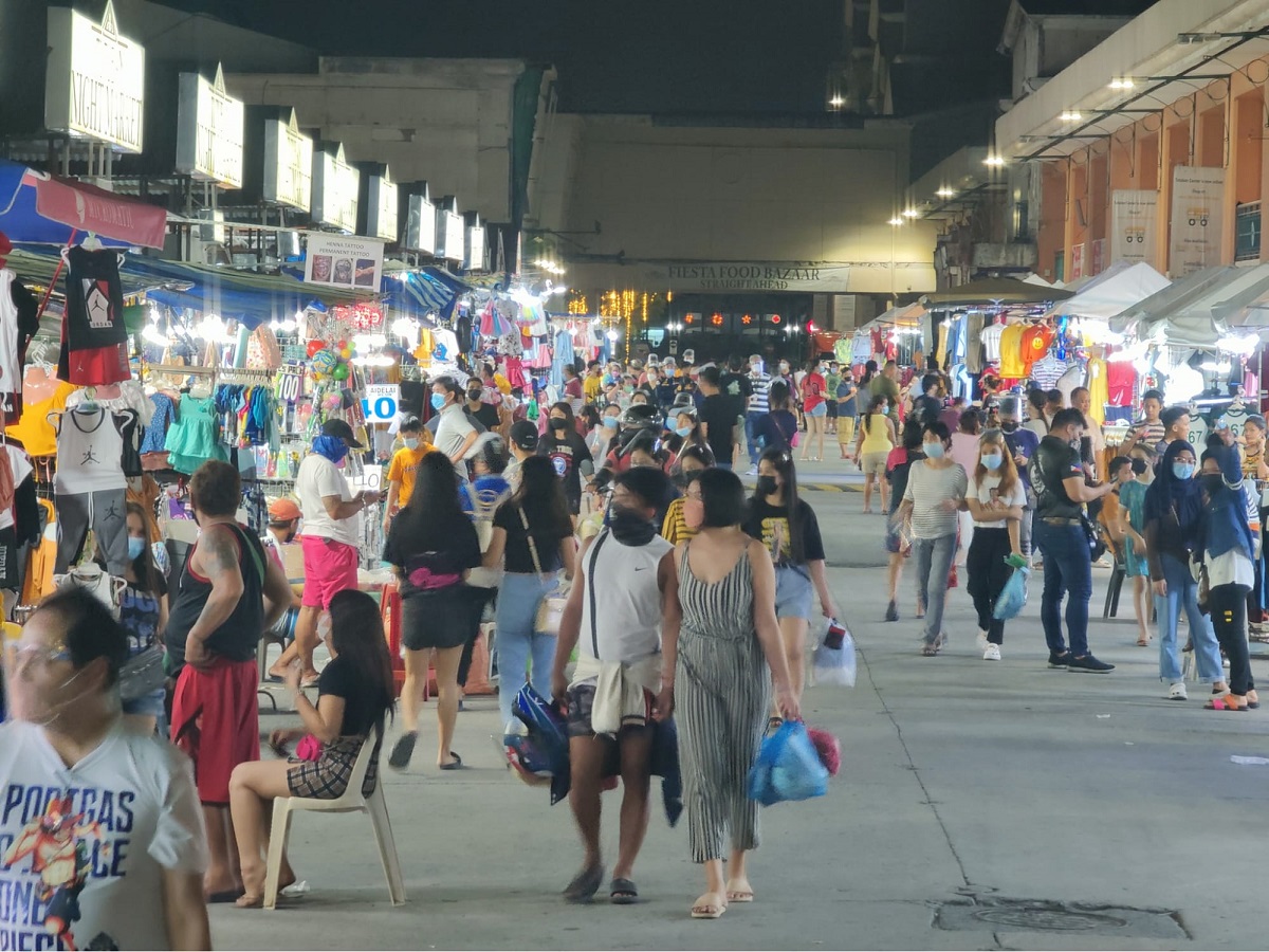 metro manila night markets - tutuban