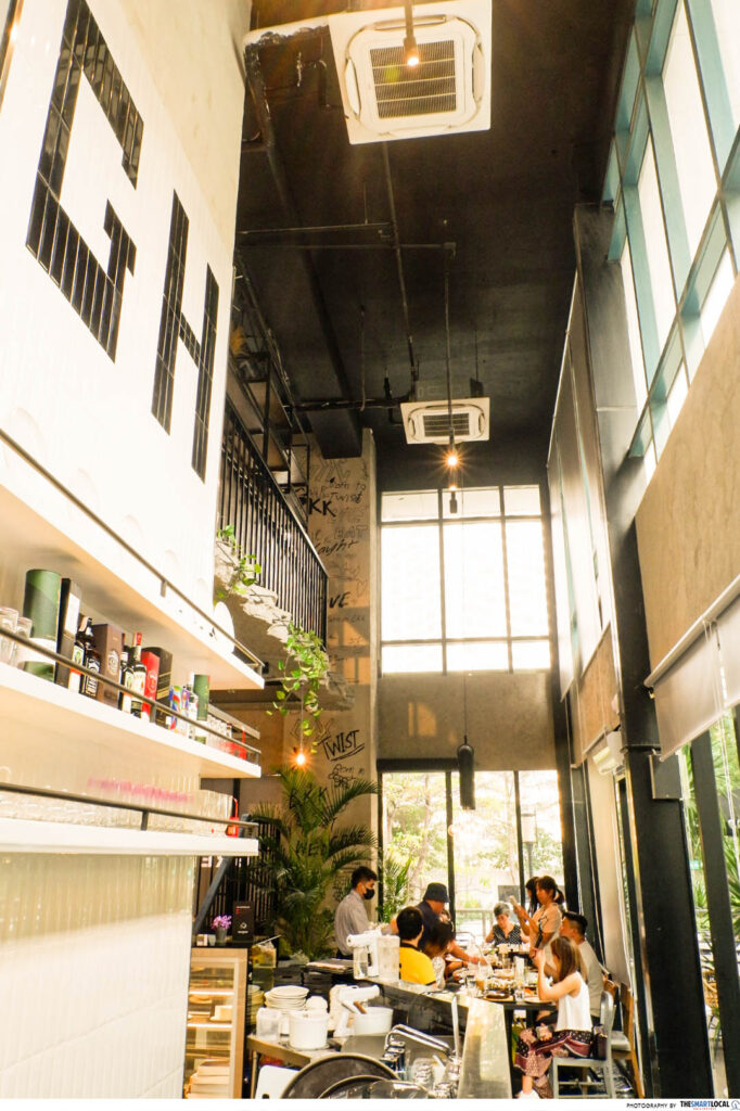 GC Rockwell high-ceiling interior