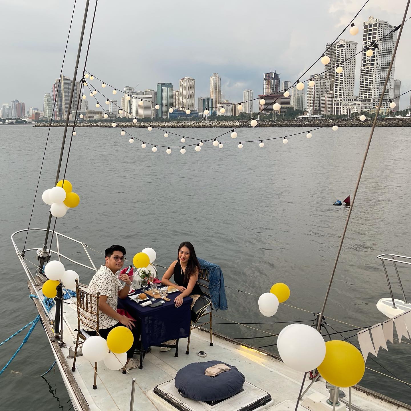 Date Ideas in Metro Manila - yacht
