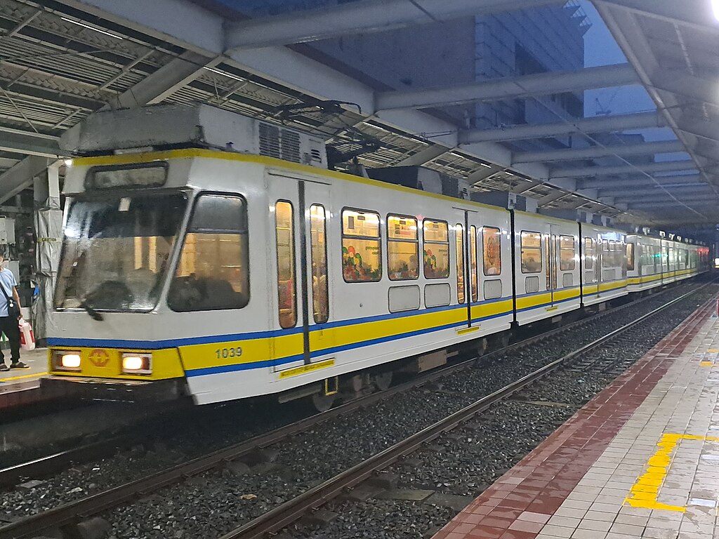 LRT-1 train