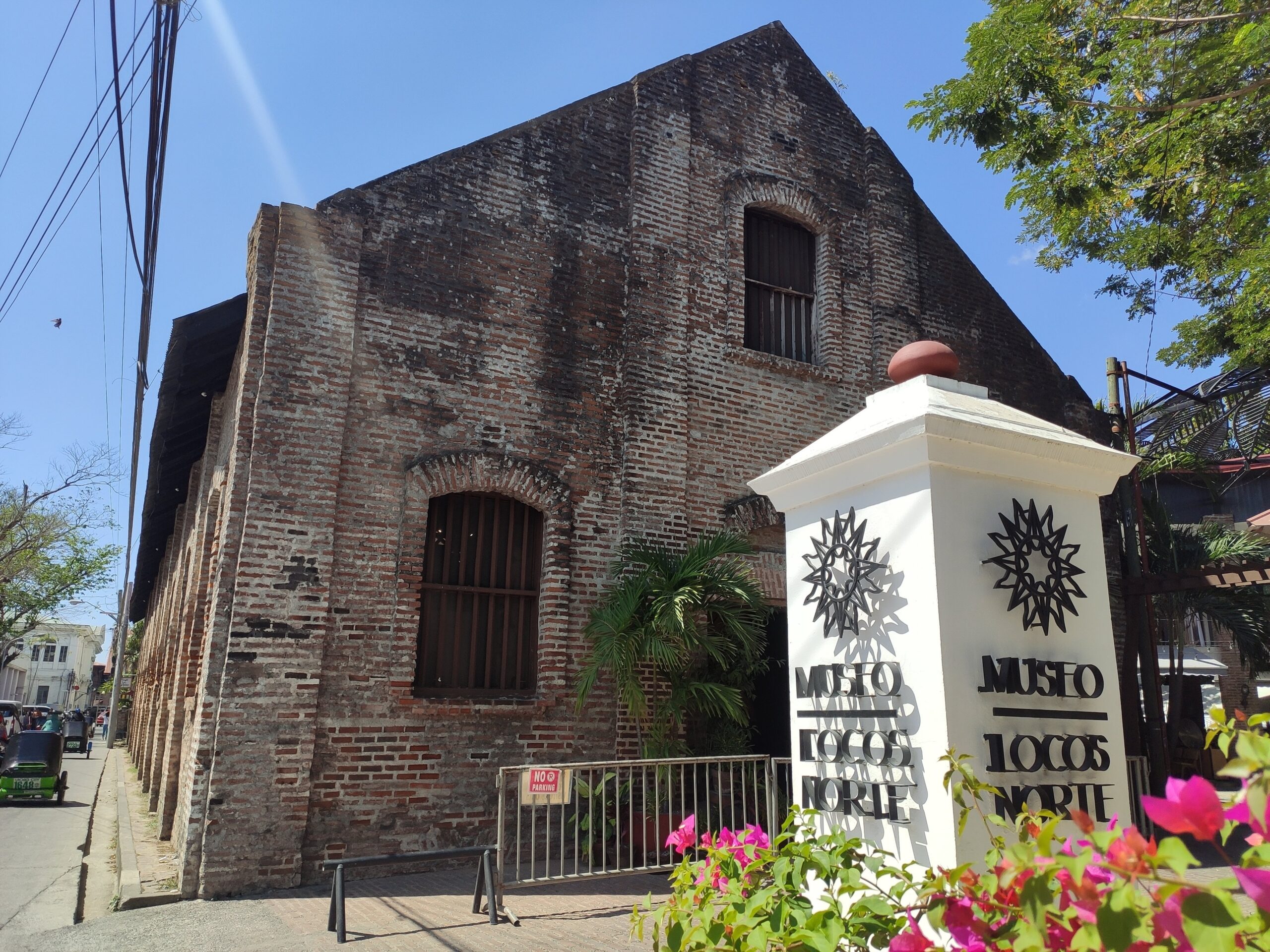 old buildings philippines - Museo Ilocos Norte