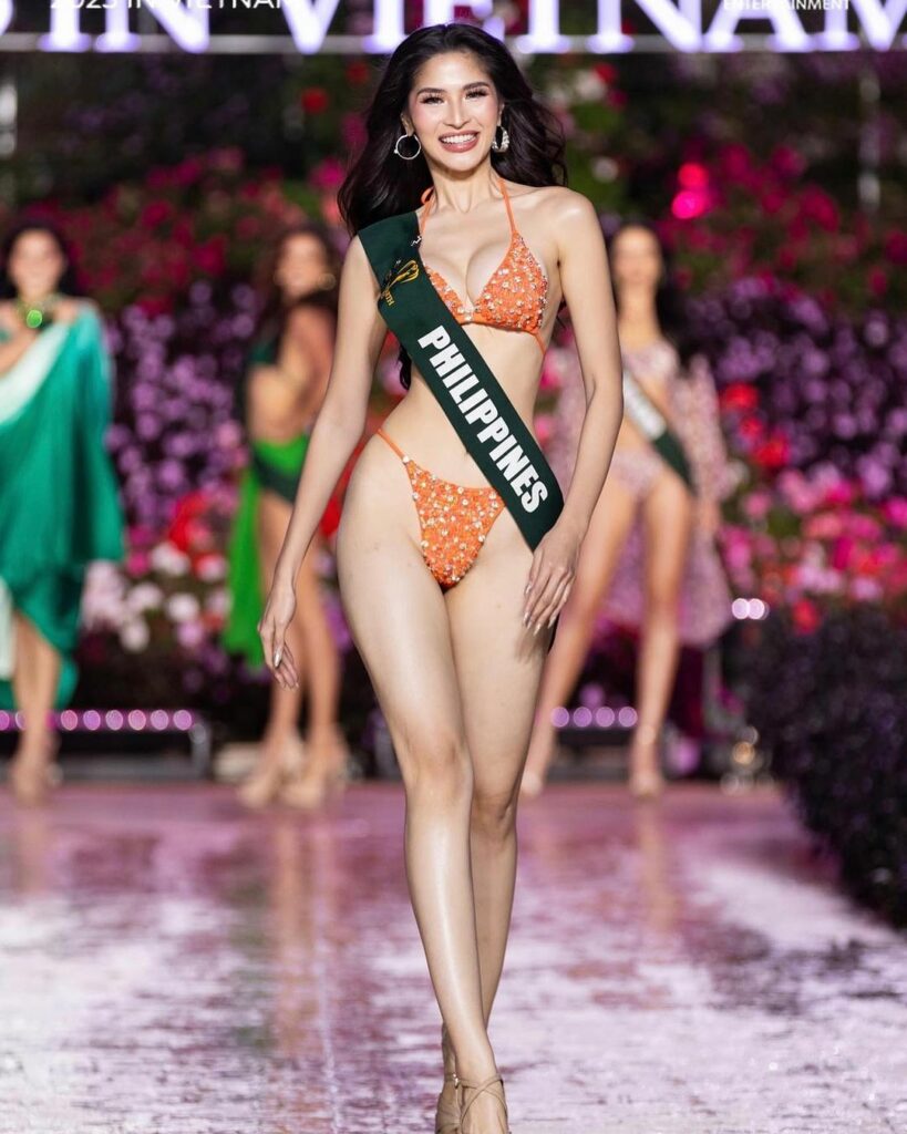 Yllana Marie Aduana Swimsuit Competition